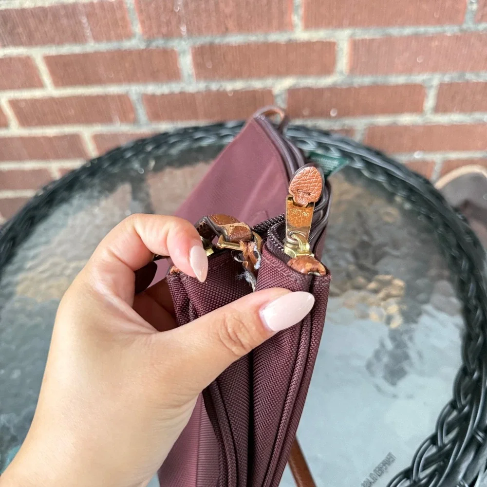 Lauren Ralph Lauren Burgundy Nylon Double Zip Crossbody Bag Burgundy Brown